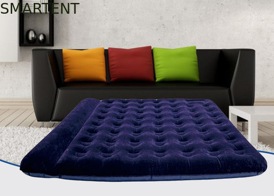 Comprar Solo colchón inflable doble azul marino reunido plegable del colchón neumático del PVC construido en almohada Fabricación en línea