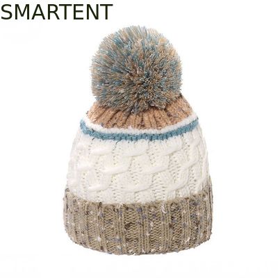 Comprar Accesorios ecológicos personalizados RPET Sombrero de boné de punto con soporte de pompon Servicio OEM y comercio justo aprobado Fabricación en línea