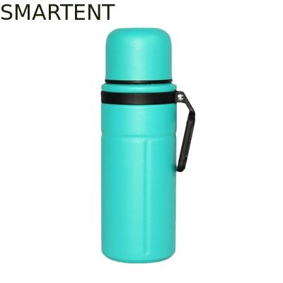 Comprar Botellas de agua de entrenamiento aisladas de acero inoxidable 720ML 304 personalizadas con mango y frasco térmico de descarga Fabricación en línea