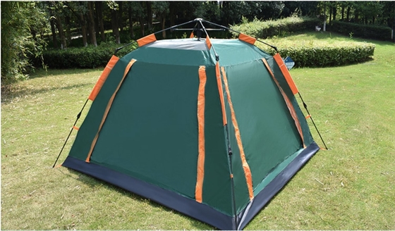 Tiendas de campamento al aire libre a prueba del sol y ventiladas Marco automático de fibra de vidrio 210D Poliéster 240*240*140cm Diseño moderno verde proveedor